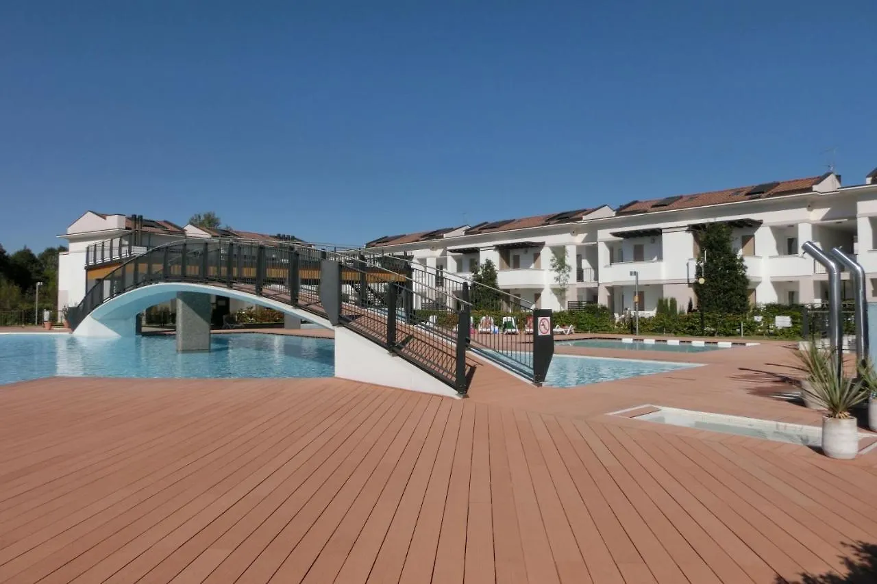 Comfortable One Bedroom Apartment Close To The Beach ビビオーネ 0*,